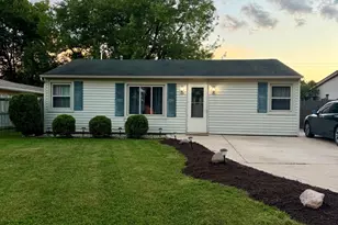 2353 Greengold St, Crest Hill, IL 60403 - Photo 1