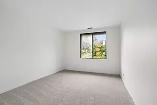 456 Raintree Ct, Glen Ellyn, IL 60137 - Photo 13