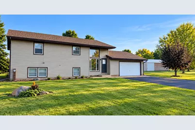 2347 N 45th Road, Leland, IL 60531 - Photo 1