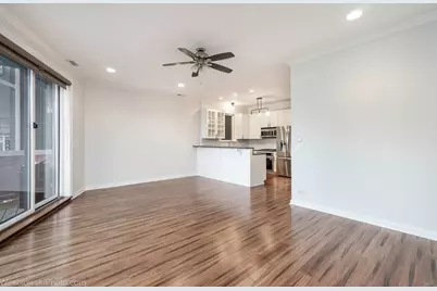 2153 W Belmont Avenue #2, Chicago, IL 60618 - Photo 3