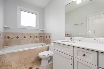 2153 W Belmont Avenue #2, Chicago, IL 60618 - Photo 21