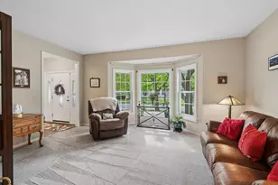 798 Wexford Ct, Grayslake, IL 60030 - Photo 3