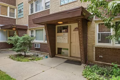 5547 W Higgins Avenue #2A, Chicago, IL 60630 - Photo 15