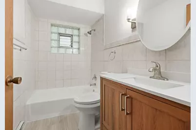 5547 W Higgins Avenue #2A, Chicago, IL 60630 - Photo 13