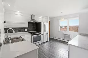 5547 W Higgins Ave, Chicago, IL 60630 - Photo 5