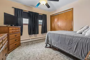 4923 N Kedvale Ave, Chicago, IL 60630 - Photo 7