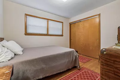4923 N Kedvale Avenue, Chicago, IL 60630 - Photo 17
