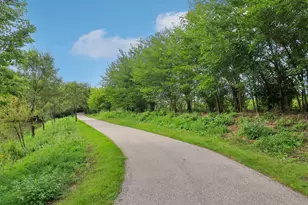 860 Weidner Rd, Buffalo Grove, IL 60089 - Photo 31
