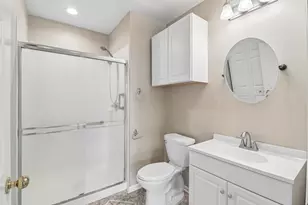 860 Weidner Rd, Buffalo Grove, IL 60089 - Photo 17