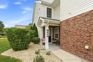 8646 Foxborough Way, Joliet, IL 60431 - Photo 3