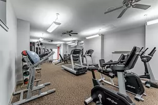 6301 N Sheridan Rd, Chicago, IL 60660 - Photo 17