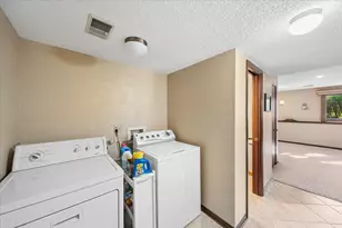 1111 Rushwood Ave, Shorewood, IL 60404 - Photo 23
