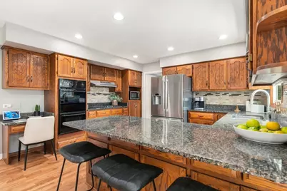6076 Angel Lane, Lisle, IL 60532 - Photo 11
