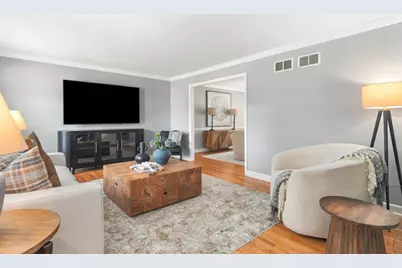 6076 Angel Lane, Lisle, IL 60532 - Photo 5
