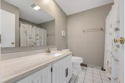 6705 Clarendon Hills Road, Darien, IL 60561 - Photo 17