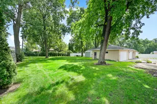 6705 Clarendon Hills Rd, Darien, IL 60561 - Photo 25