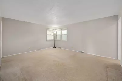 6705 Clarendon Hills Road, Darien, IL 60561 - Photo 21