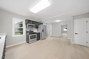 513 Morton Ave, Aurora, IL 60506 - Photo 15