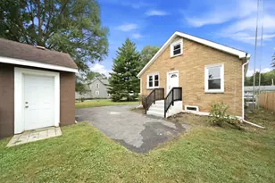 513 Morton Ave, Aurora, IL 60506 - Photo 5