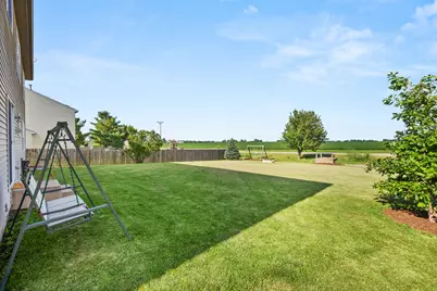 103 Evergreen Drive, Kirkland, IL 60146 - Photo 37