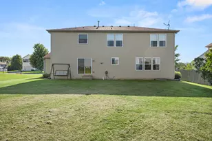 103 Evergreen Dr, Kirkland, IL 60146 - Photo 39