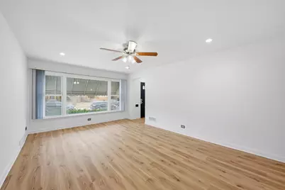 8846 S Dorchester Avenue, Chicago, IL 60619 - Photo 3