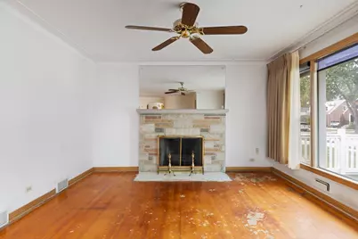 9643 S Richmond Avenue, Evergreen Park, IL 60805 - Photo 5
