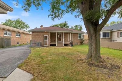 9643 S Richmond Avenue, Evergreen Park, IL 60805 - Photo 21