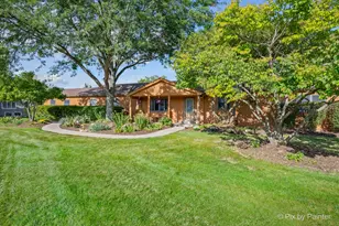 2116 N Pebble Dr, McHenry, IL 60051 - Photo 1