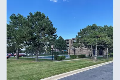 601 W Huntington Commons Road #302, Mount Prospect, IL 60056 - Photo 21