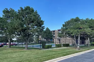 601 W Huntington Commons Rd, Mount Prospect, IL 60056 - Photo 21