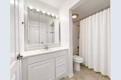 601 W Huntington Commons Road #302, Mount Prospect, IL 60056 - Photo 17
