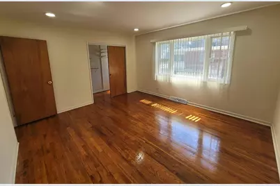 8950 Skokie Boulevard #B, Skokie, IL 60077 - Photo 9