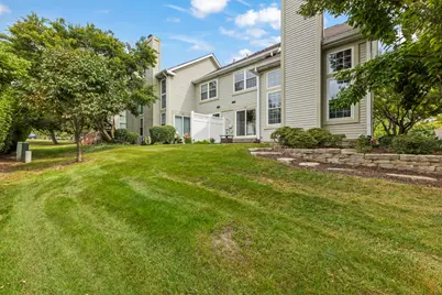 320 Cimarron Road E, Lombard, IL 60148 - Photo 23