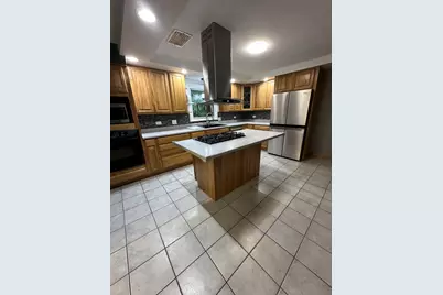 304 Central Avenue, Aurora, IL 60506 - Photo 5