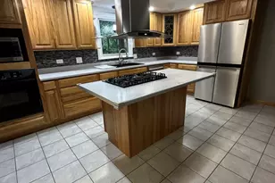 304 Central Ave, Aurora, IL 60506 - Photo 5