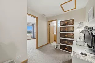 2153 Union Mill Dr, Aurora, IL 60503 - Photo 15