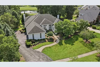 4202 Royal Fox Drive, Saint Charles, IL 60174 - Photo 1