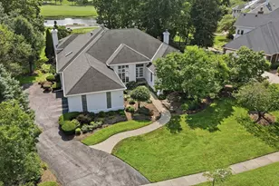 4202 Royal Fox Dr, Saint Charles, IL 60174 - Photo 1