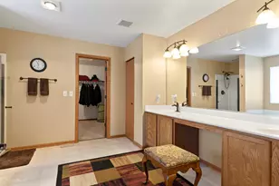 1896 Applewood Dr, Wauconda, IL 60084 - Photo 15