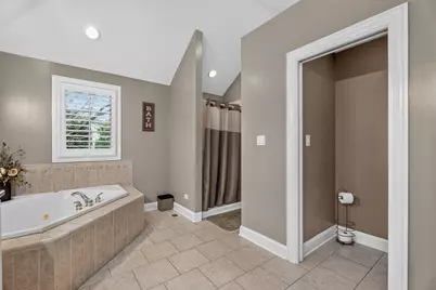 16243 W Blackhawk Drive, Lockport, IL 60441 - Photo 19