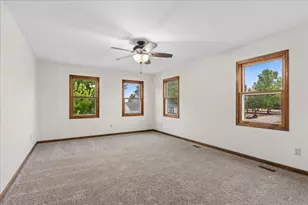 3001 Somme Ct, Joliet, IL 60435 - Photo 11