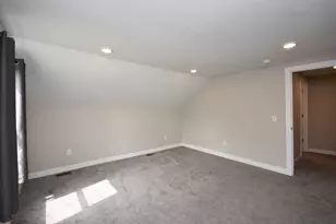 406 E Willow St, Normal, IL 61761 - Photo 33