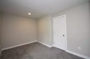 406 E Willow St, Normal, IL 61761 - Photo 25