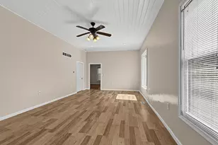 110 2nd St, Lasalle, IL 61301 - Photo 3