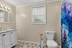 110 2nd St, Lasalle, IL 61301 - Photo 17