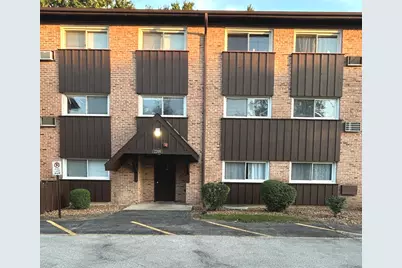 2209 Arbor Circle #25, Downers Grove, IL 60515 - Photo 1