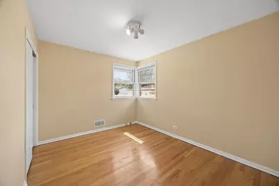 2109 Norfolk Avenue, Westchester, IL 60154 - Photo 11