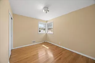 2109 Norfolk Ave, Westchester, IL 60154 - Photo 11