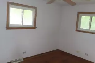127 S Addison Rd, Wood Dale, IL 60191 - Photo 5